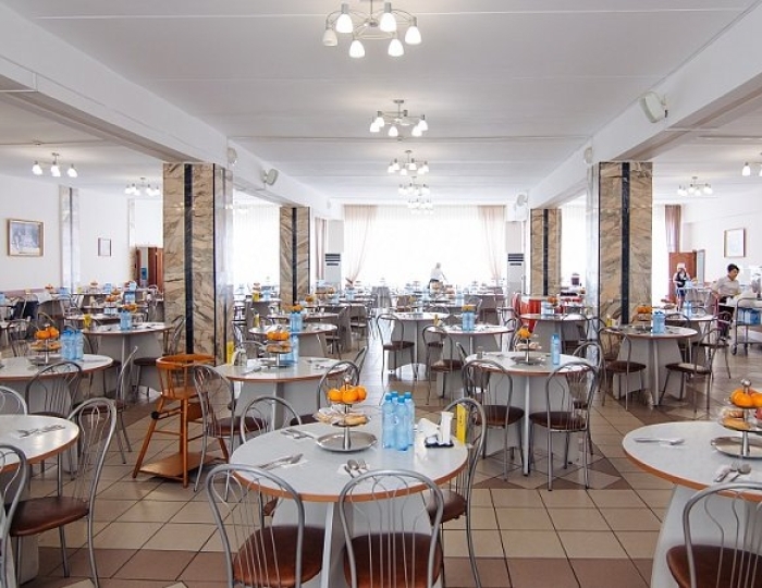 Рестораны и бары - Санаторий «Юбилейный» Зеленая Поляна